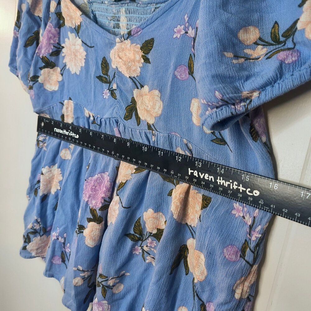 American Eagle Peplum Top Blue Floral - Picture 4 of 6